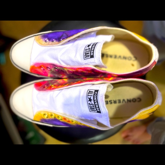 Custom made converse all-star ox white with custom paint,.like new never worn - Picture 3 of 4